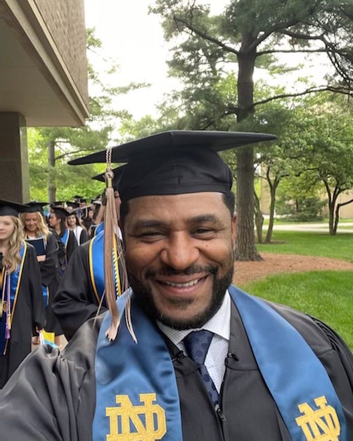 Jerome The Bus Bettis Gets His College Degree