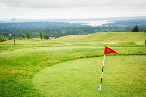 New Castle Golf Team: Retirements, Players, Fundraiser
