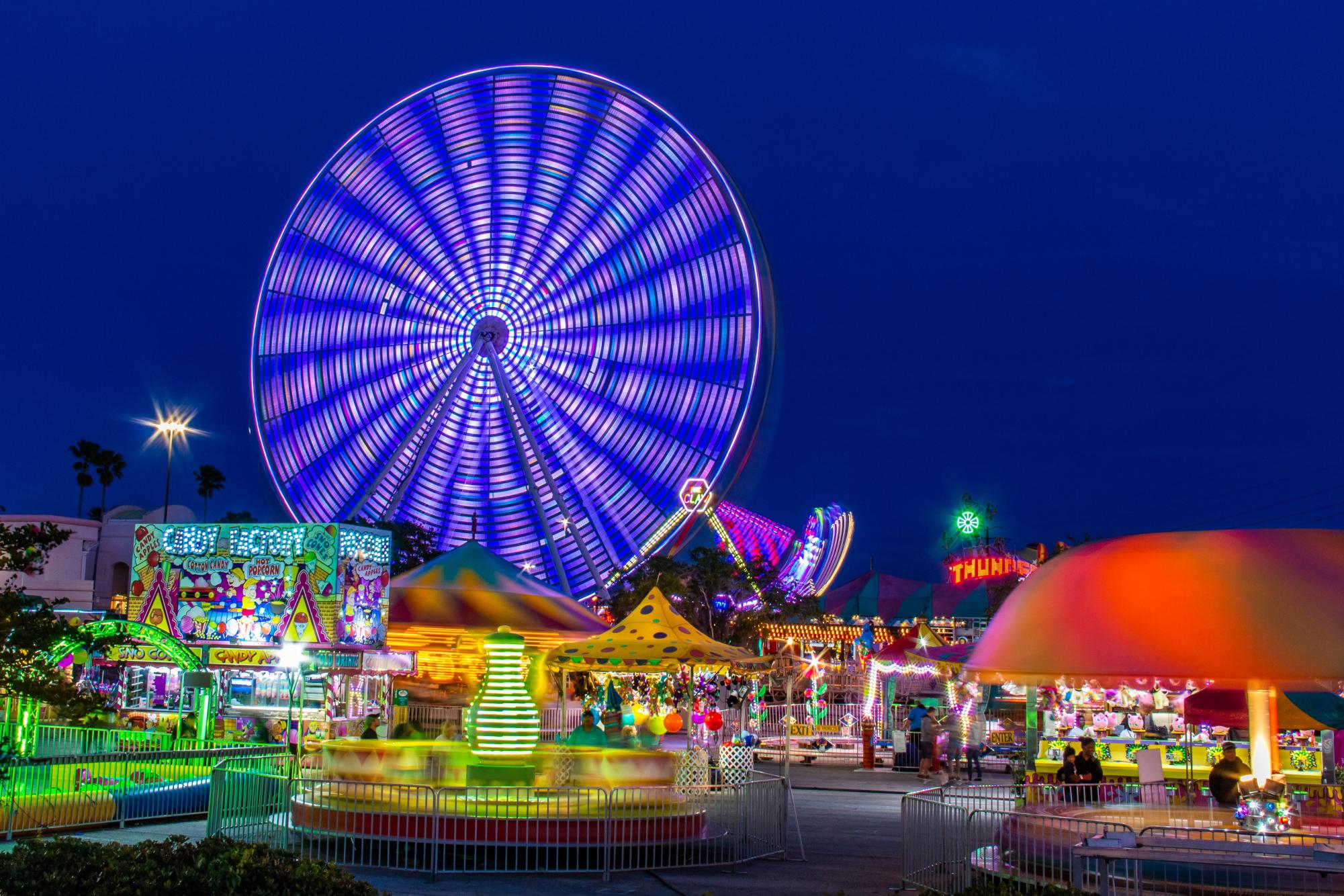 fan-favorite-amusement-parks-eye-of-the-hurricane